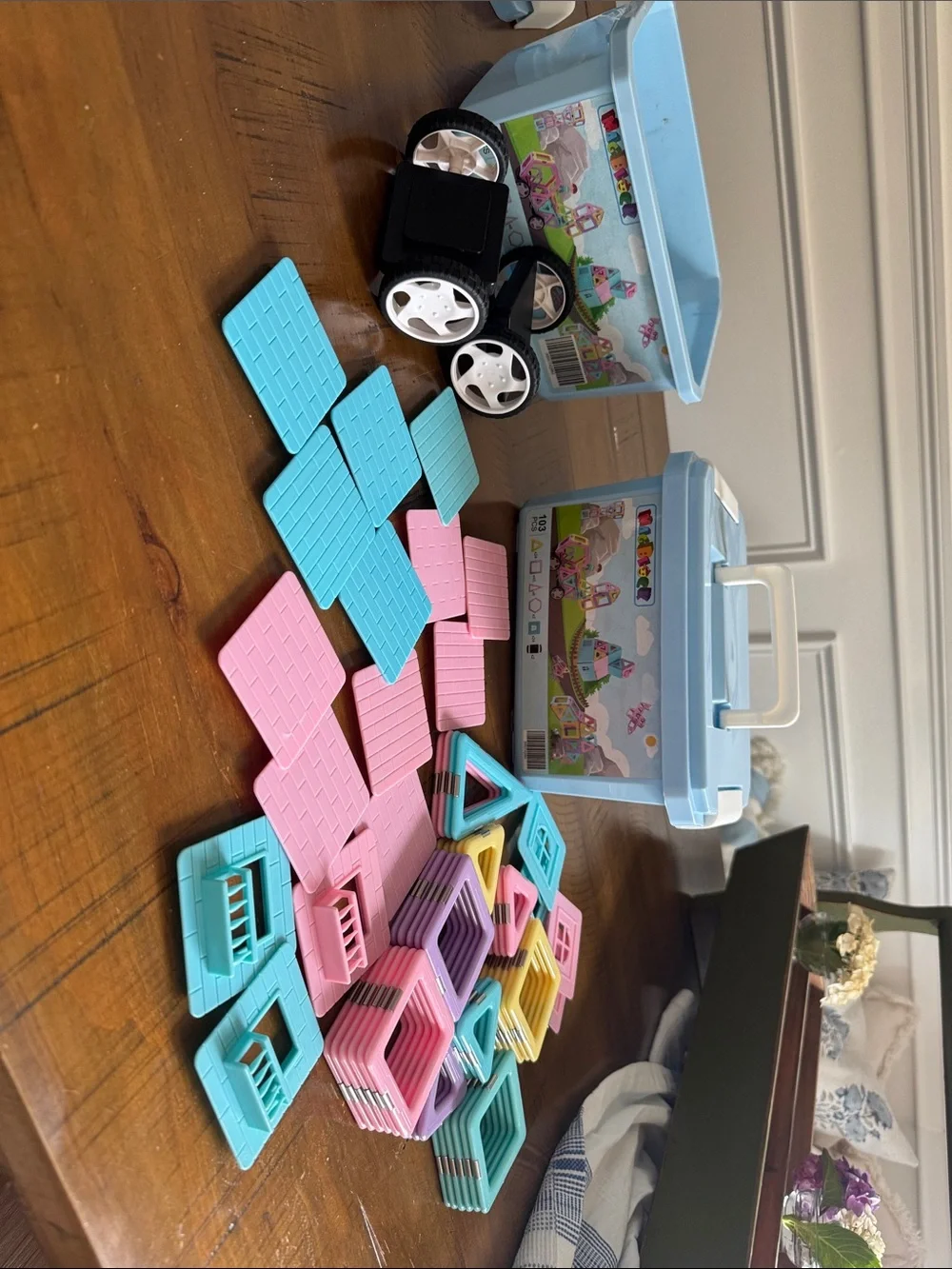 Kids Magnetic Building Set — Blue & Pink Panels